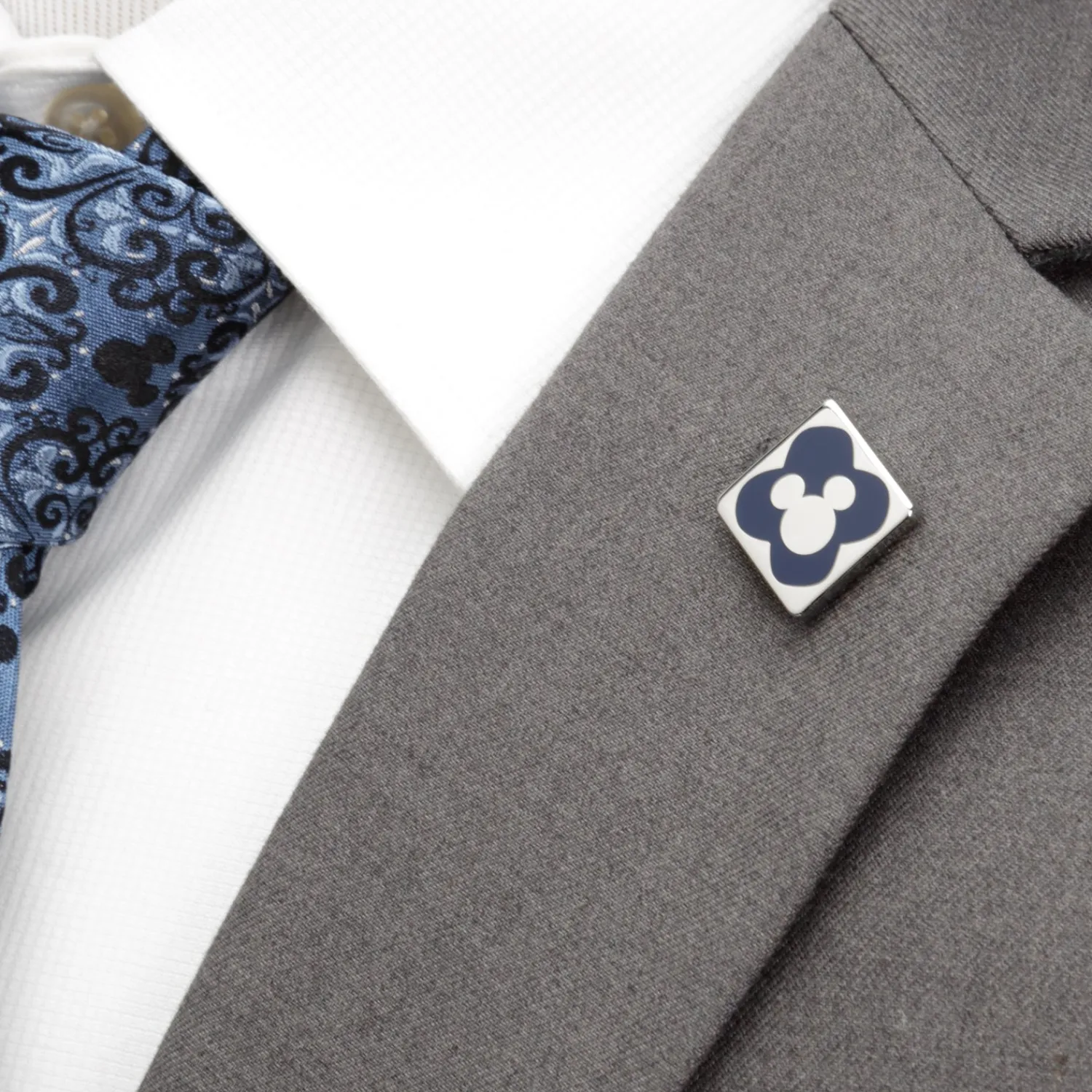 Fashion Mickey Stripe Gray Sock and Mickey Blue Lapel Pin Gift Set Socks